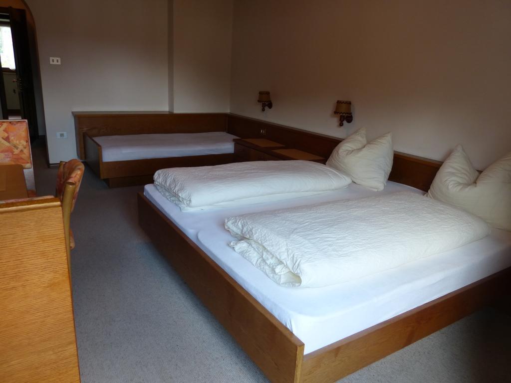 Haus Christl Bed and Breakfast Lana Buitenkant foto